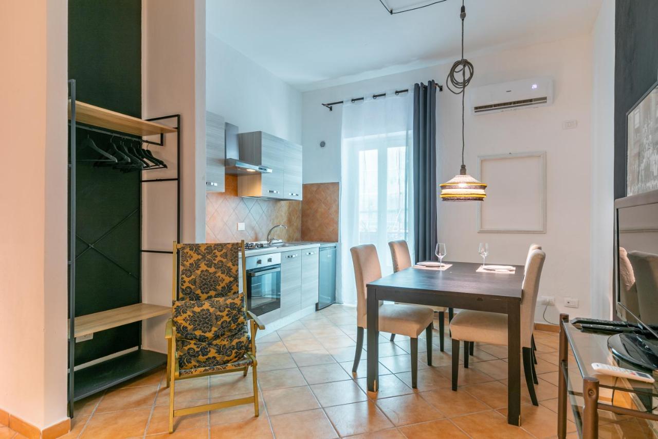 Ballarò Central Cozy Studio with Balcony Palermo Esterno foto